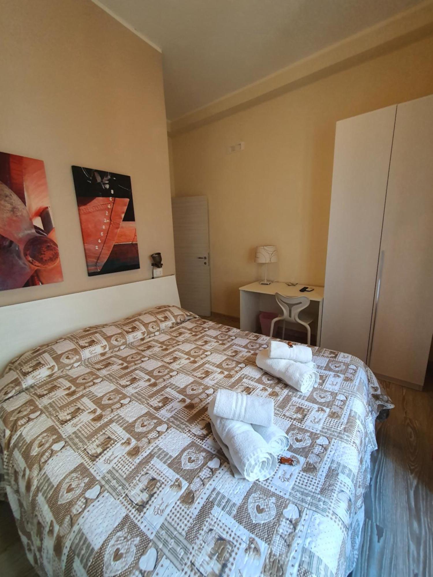 4Rooms Guest House Free Wi-Fi Salerno Exterior photo