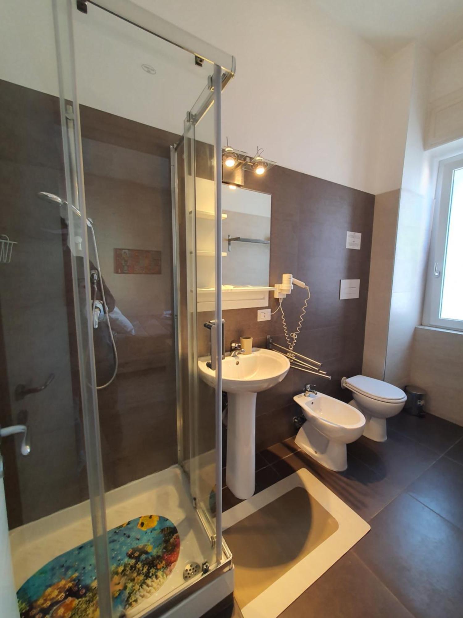 4Rooms Guest House Free Wi-Fi Salerno Exterior photo
