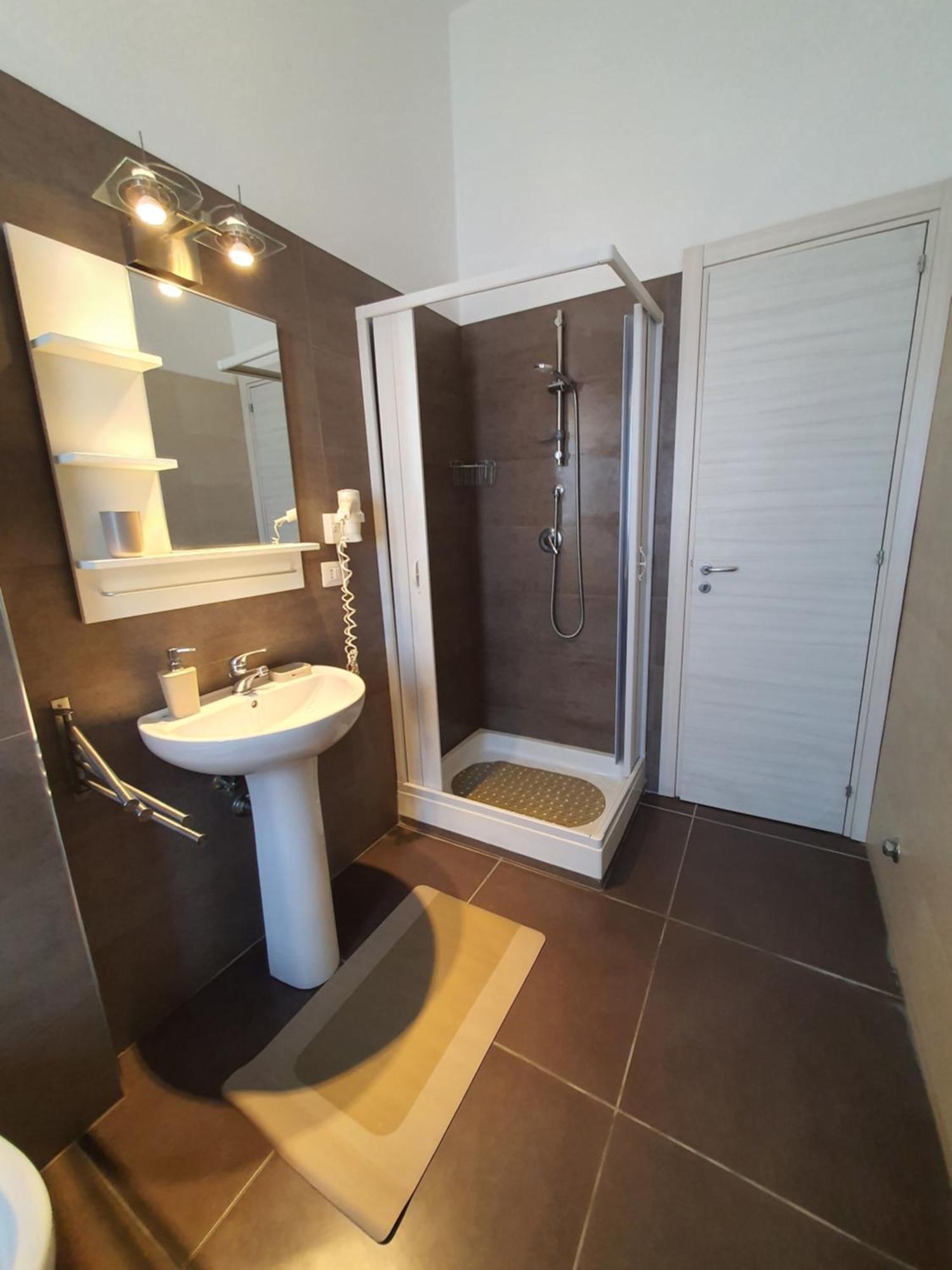 4Rooms Guest House Free Wi-Fi Salerno Exterior photo