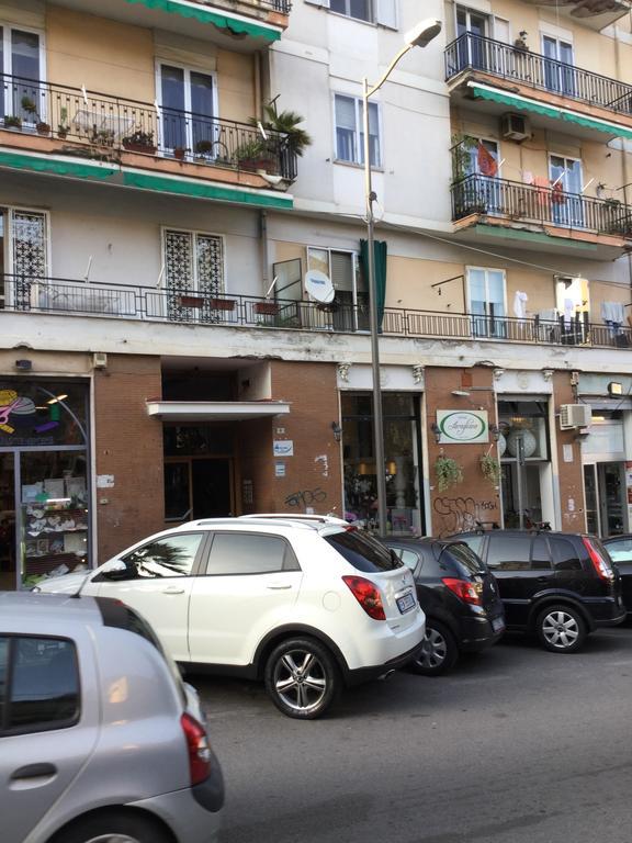 4Rooms Guest House Free Wi-Fi Salerno Exterior photo